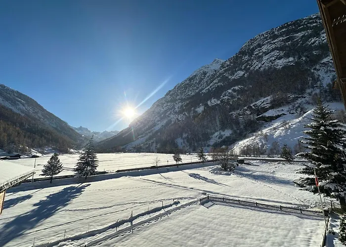 Panorama Apartment For 2 Near Zermatt With Parking!