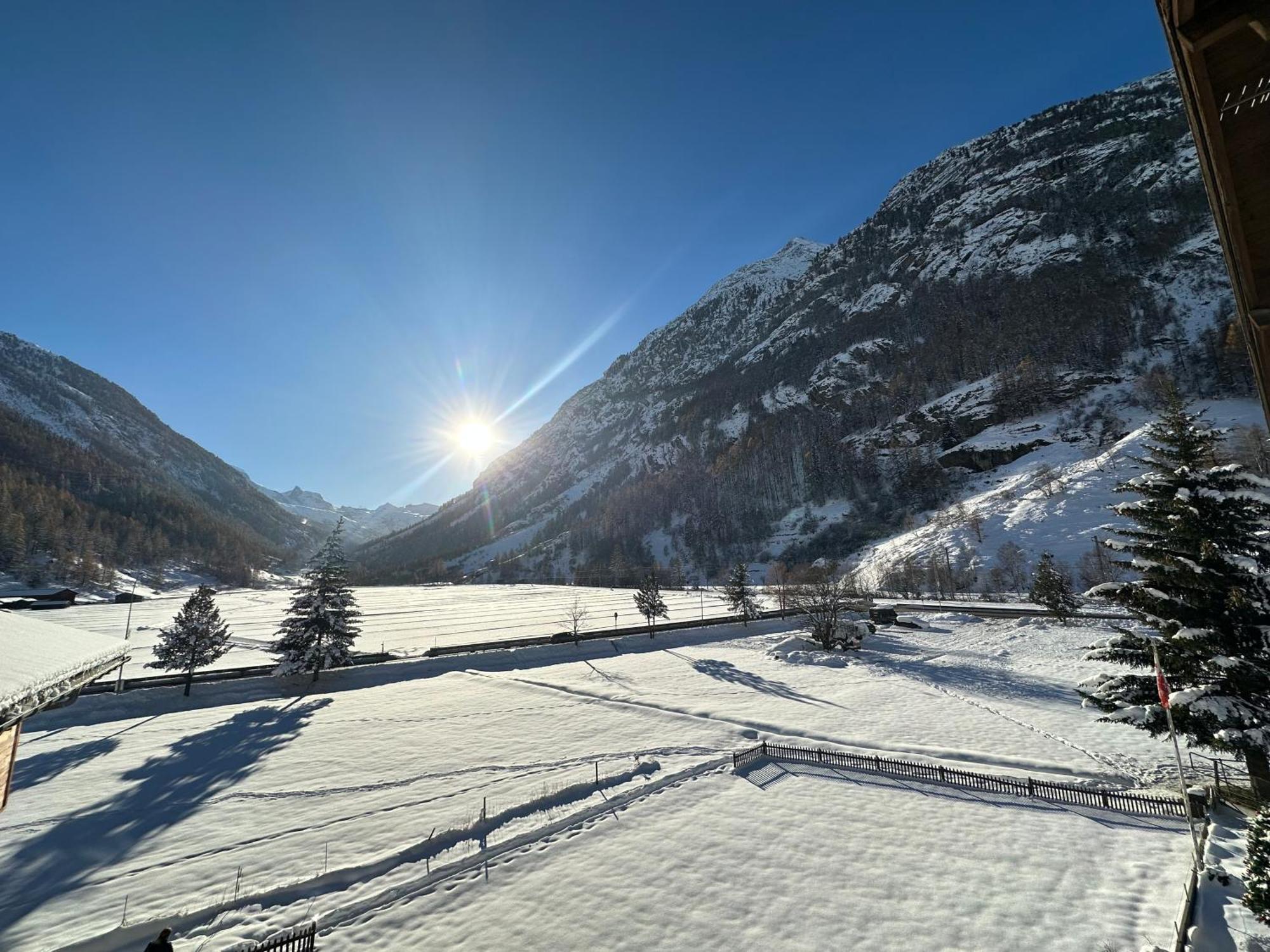 Panorama For 2 Near Zermatt With Parking! Apartment